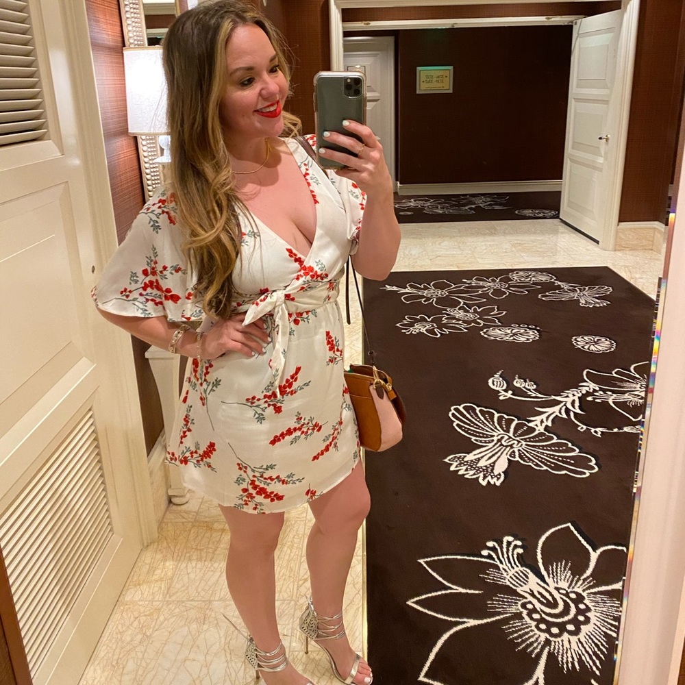 Fun flirty summer dress!